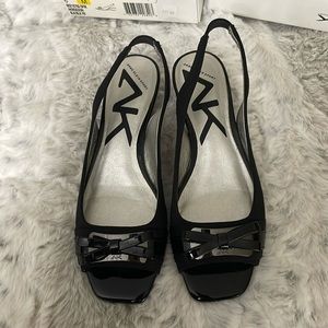 Anne Klein Sport Sandals Womens 6 M Bogdon Slingback Black Casual Open Toe